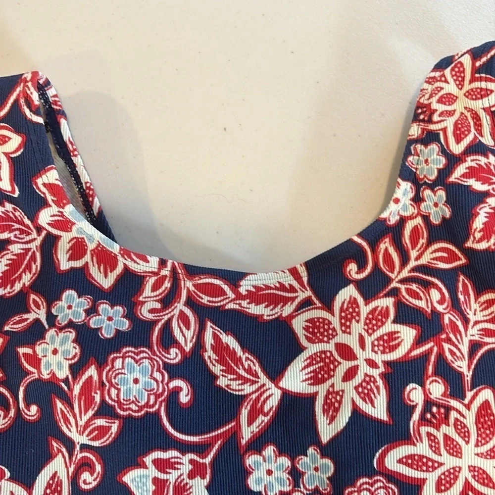Land’s End - women’s one piece bathing suit.  Size 6.  Blue floral.